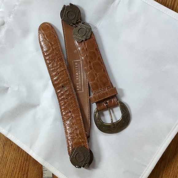 The Limited Vintage Brown Leather and Brass Belt Made in USA Size Small - Picture 15 of 16